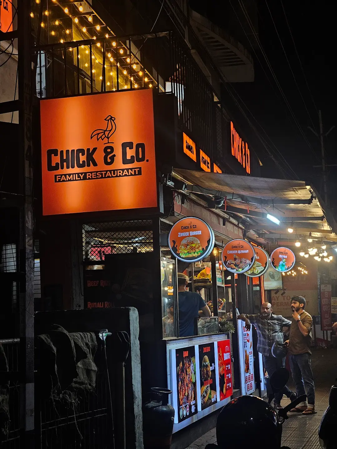 Restaurant Signage & Menus