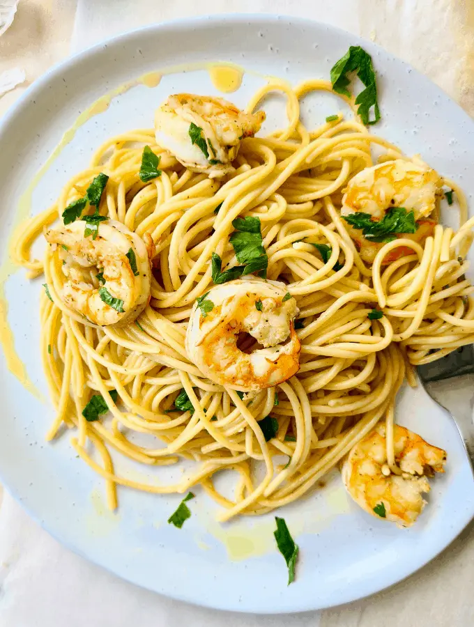 PRAWNS PASTA