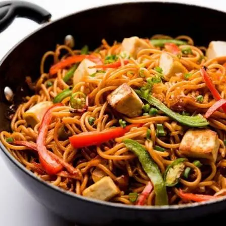 Schezwan Paneer Noodles