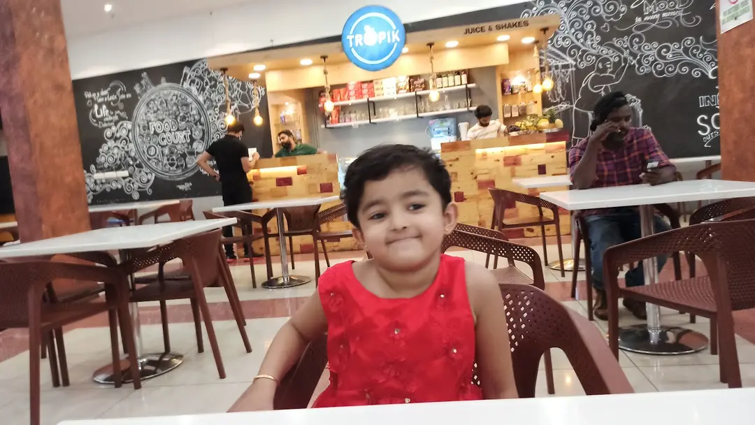 Relaxed Food Court Seating