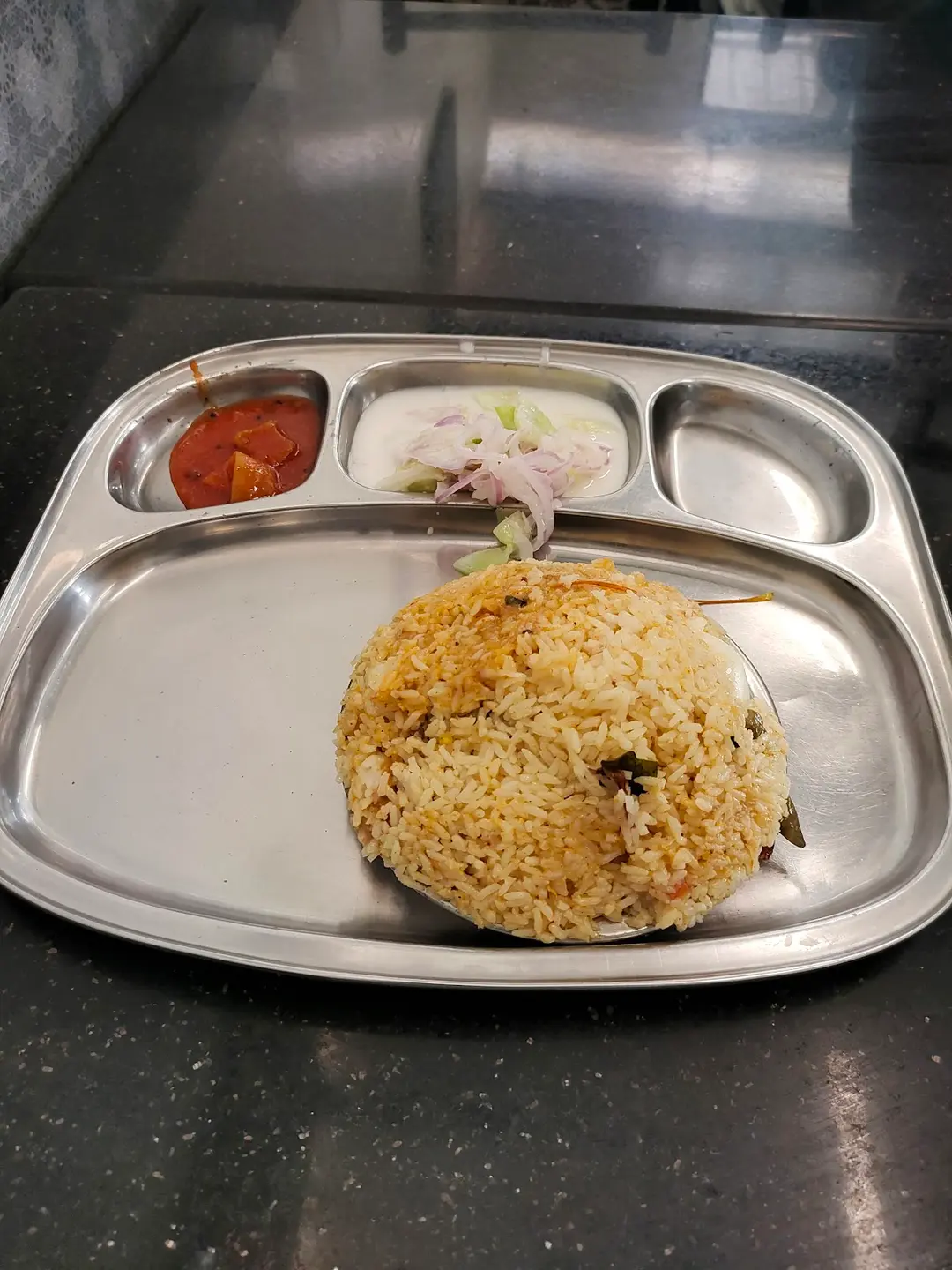 Rawuthar Biriyani Platter