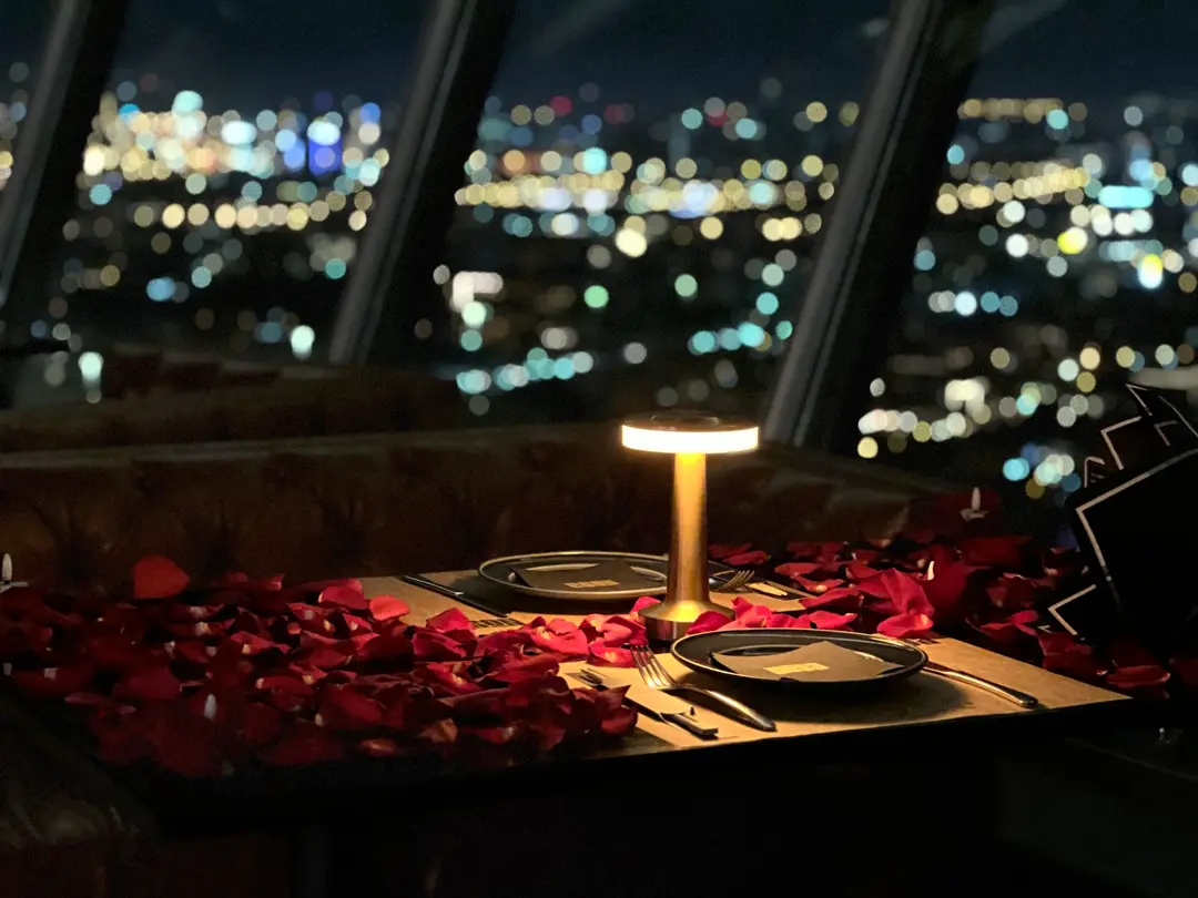 Romantic Table Setting