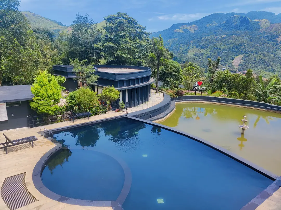 Resort Layout, Two Pools